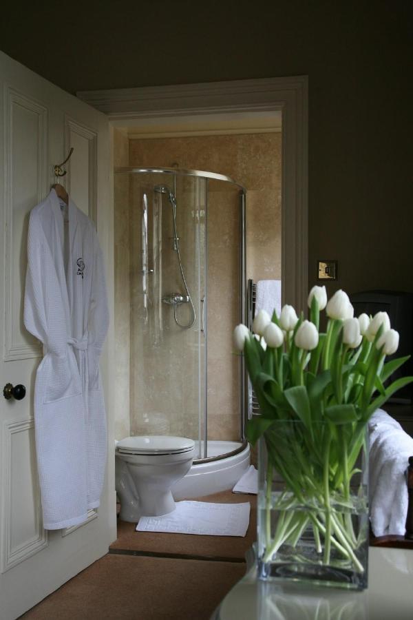 Bed and Breakfast Alexandra Court Harrogate Exterior foto