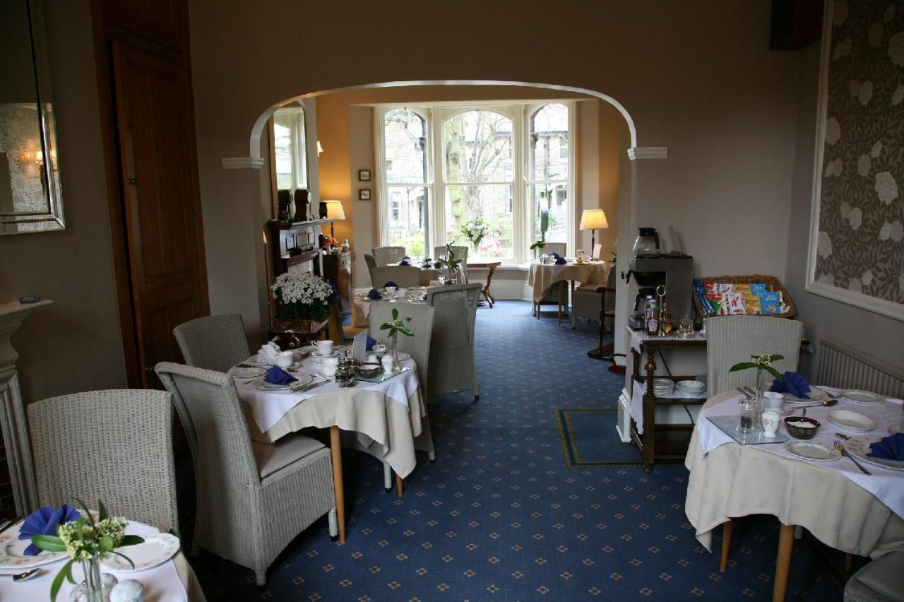 Bed and Breakfast Alexandra Court Harrogate Exterior foto